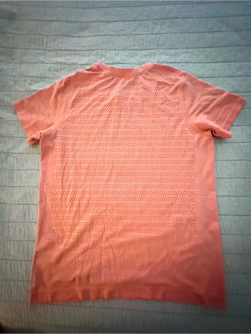 Women's Lululemon Mesh Tee Shirt Bundle (2)